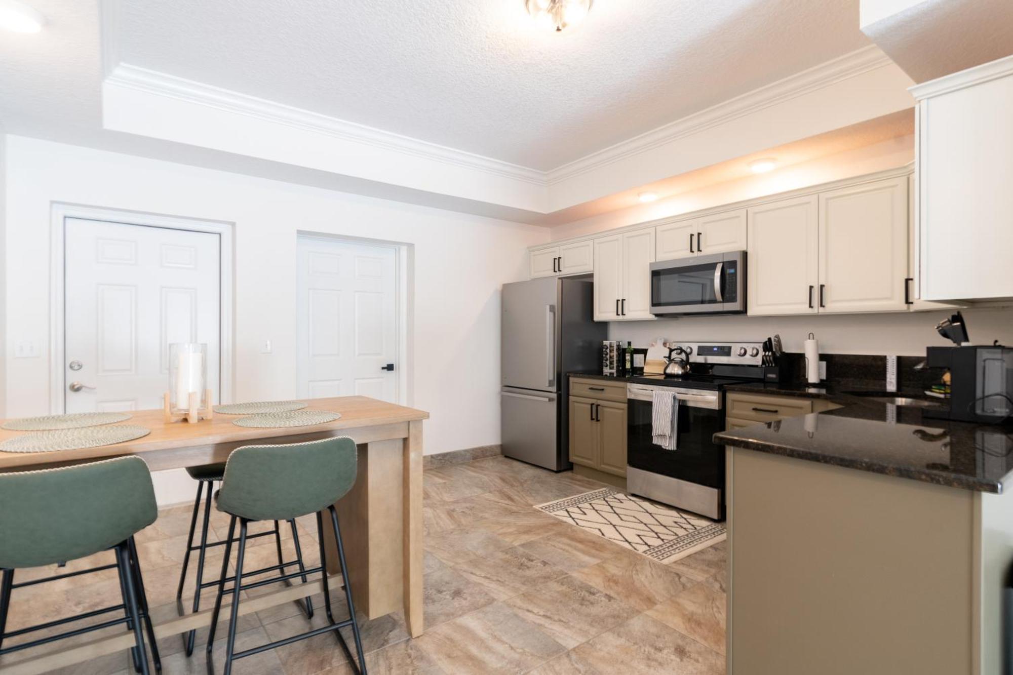 Sole Suite #1-2 Min To Beach-Patio & Courtyard Cocoa Beach Extérieur photo