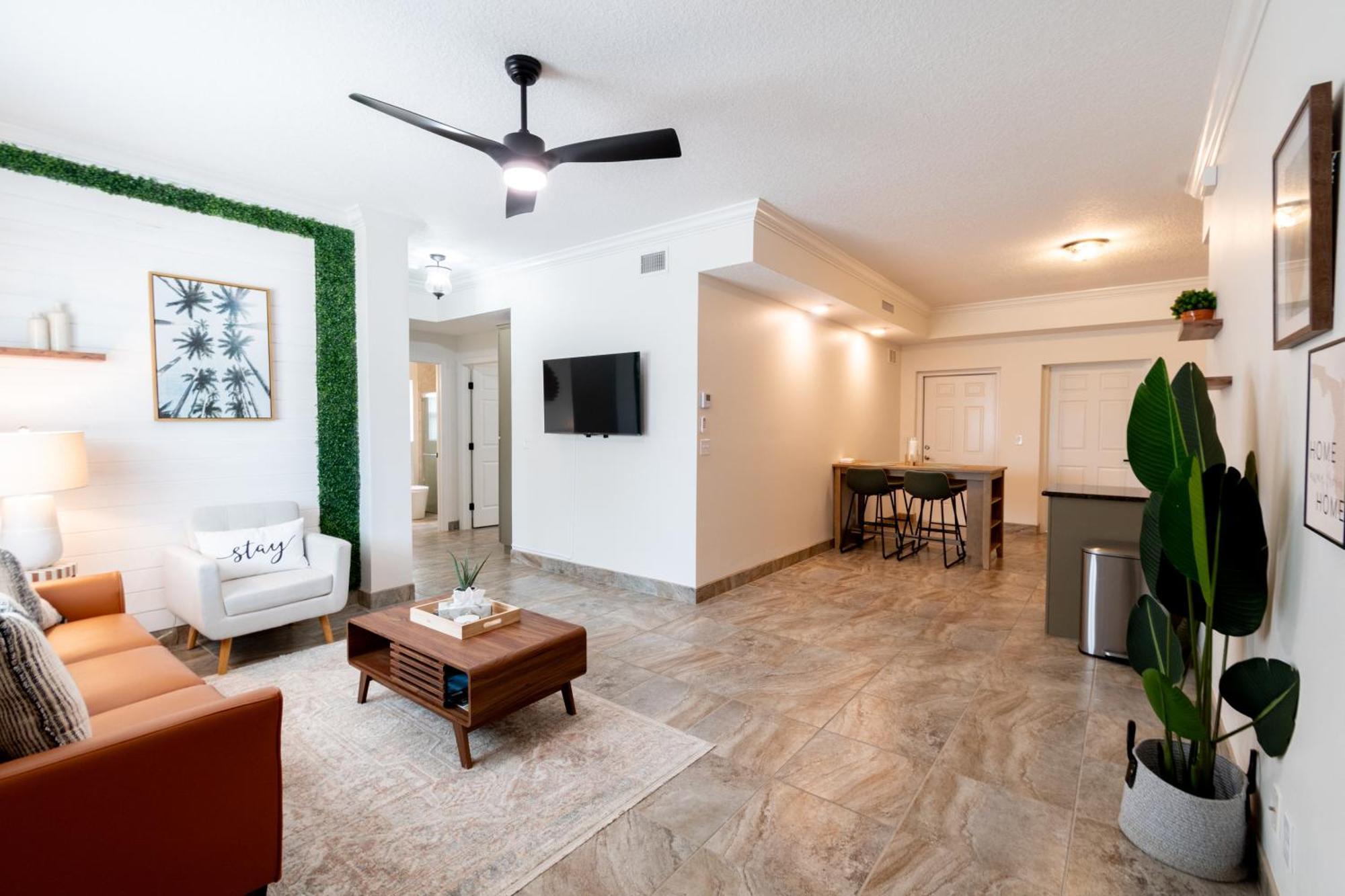 Sole Suite #1-2 Min To Beach-Patio & Courtyard Cocoa Beach Extérieur photo